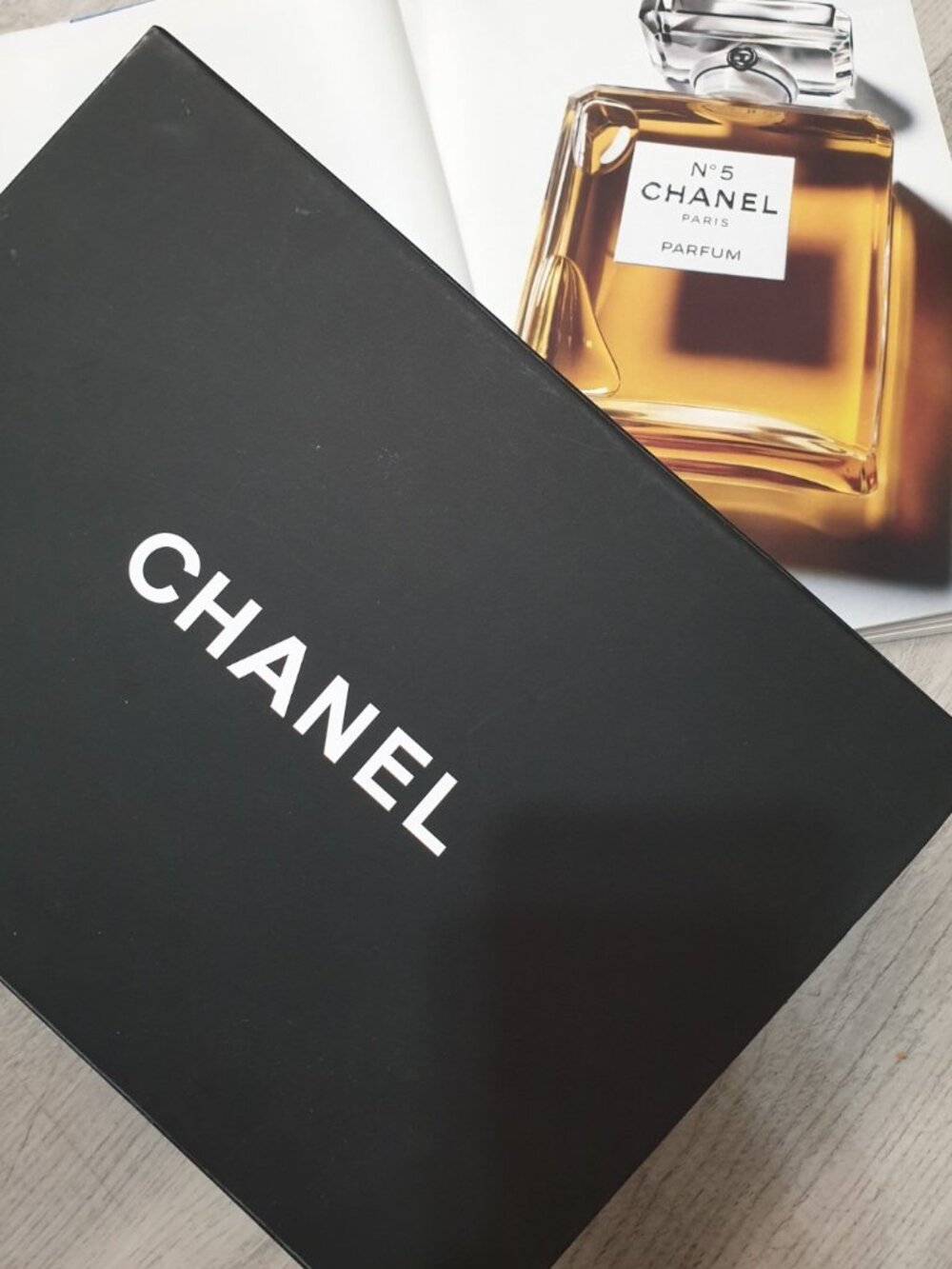 Chanel Black Magnetic Shoe Bag Luxury Designer Box Storage Fashion Gift Wrap